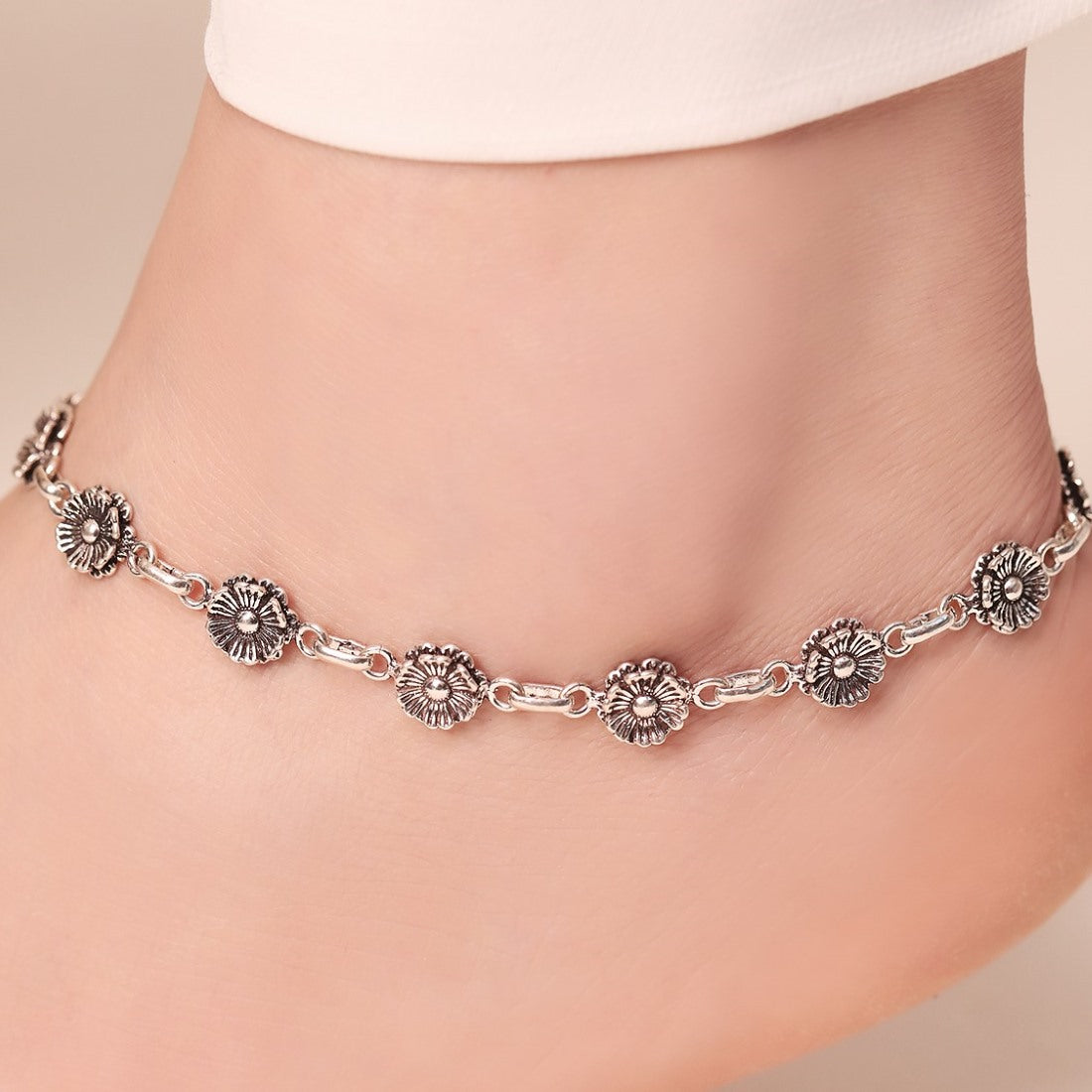 Blossom Elegance 925 Sterling Silver Rhodium-Plated Flower Anklet