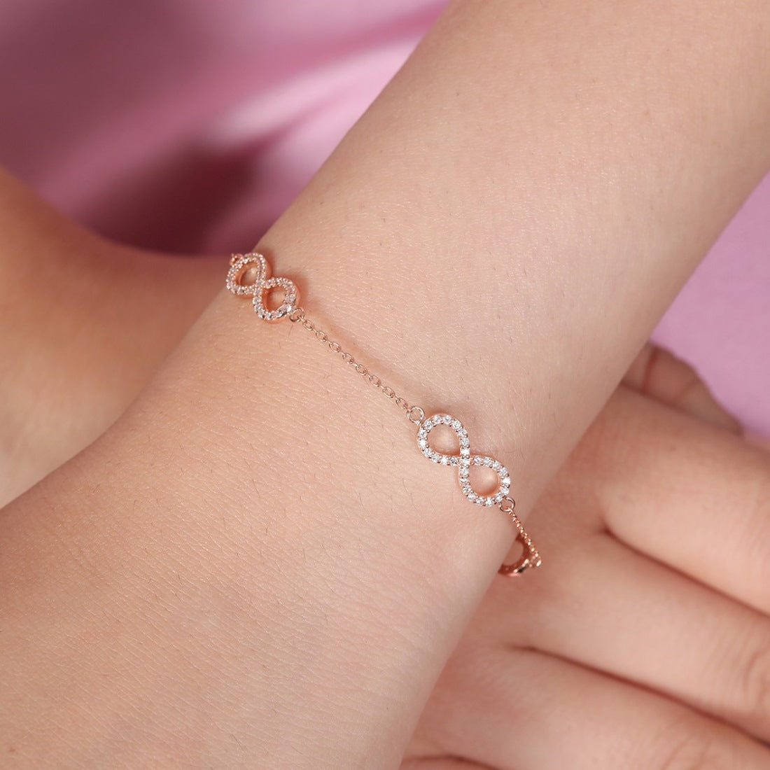 Eternal Radiance 925 Sterling Silver Rose Gold-Plated Infinity Bracelet