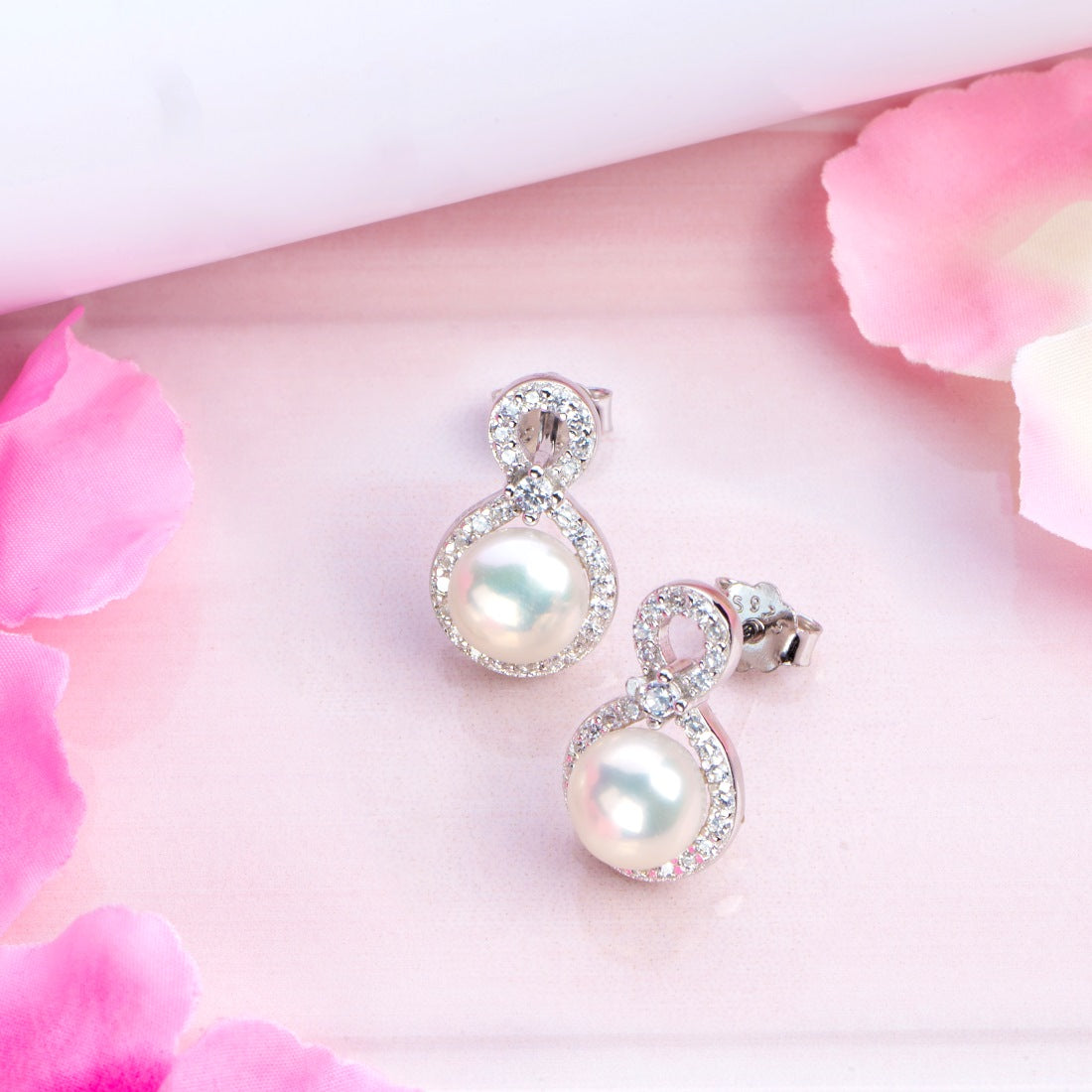 Pearl-CZ Circle Radiance Rhodium-Plated 925 Sterling Silver Earrings