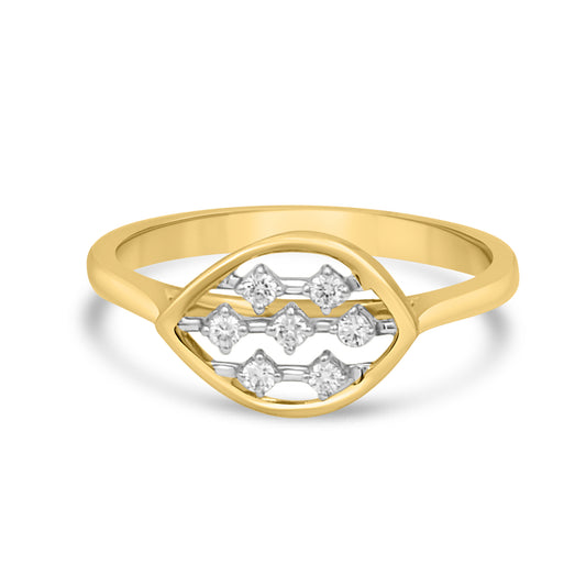 Mysterious Allure Gold Ring with Lab-Grown Diamonds