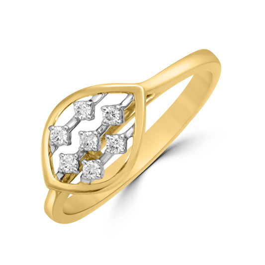 Mysterious Allure Gold Ring with Lab-Grown Diamonds