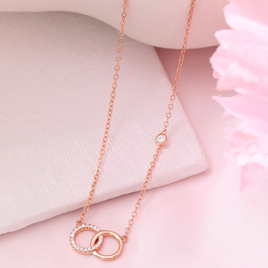 Interlinked Halo CZ Rose Gold Plated 925 Sterling Silver Pendant