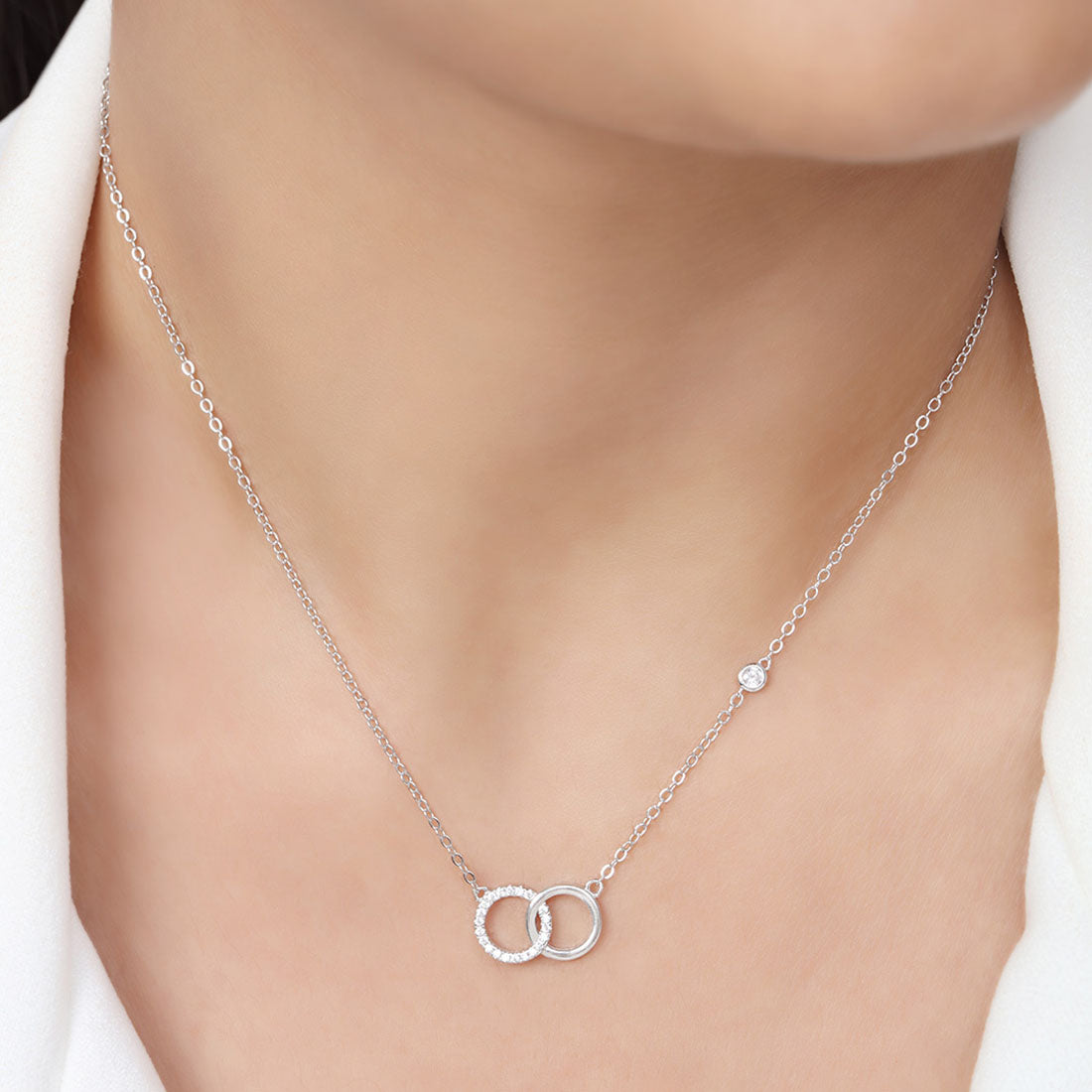 Interlinked Circle Rhodium Plated 925 Sterling Silver Necklace