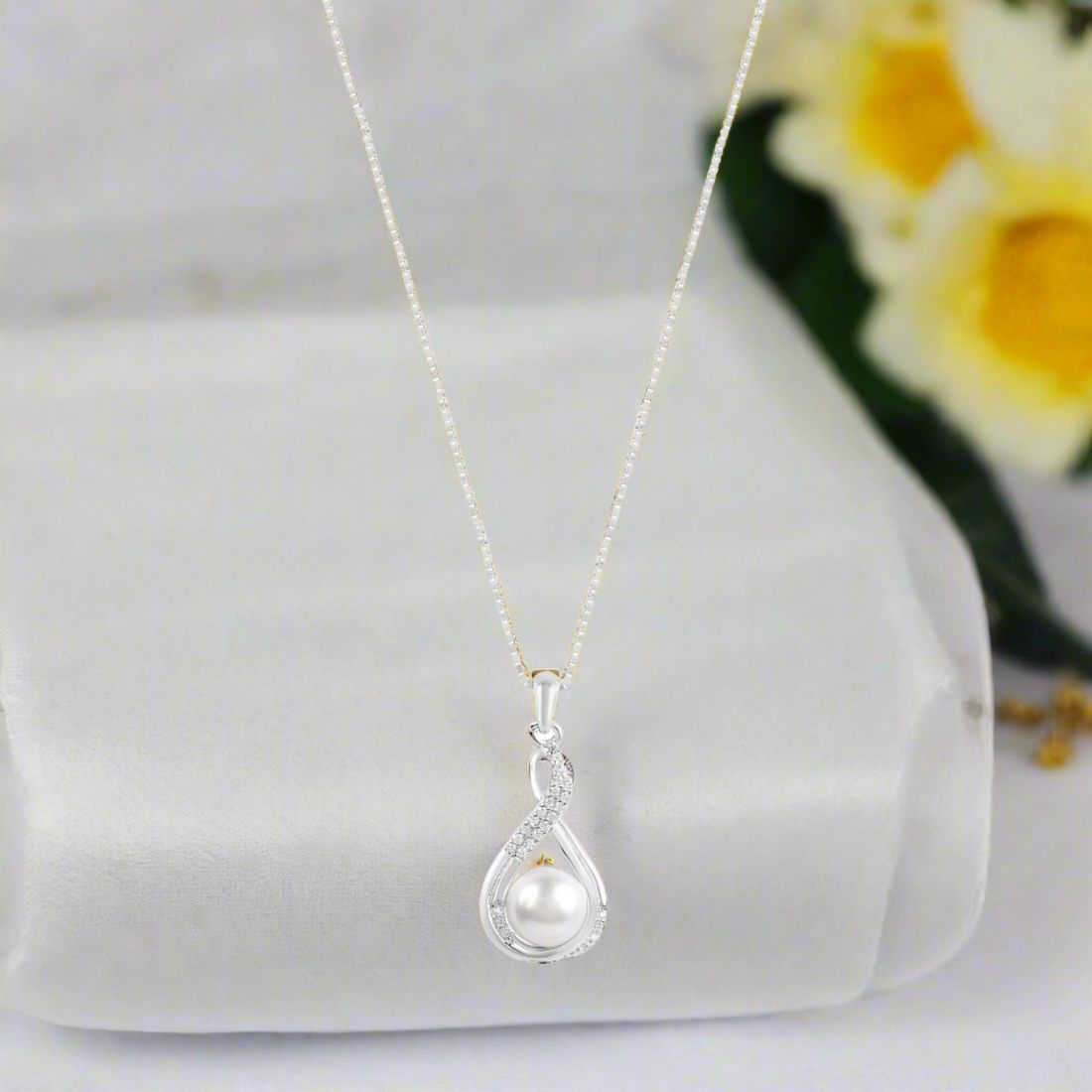 Glistening Freshwater Pearl & Cubic Zirconia Charm 925 Sterling Silver Rhodium-Plated Pendant with Chain